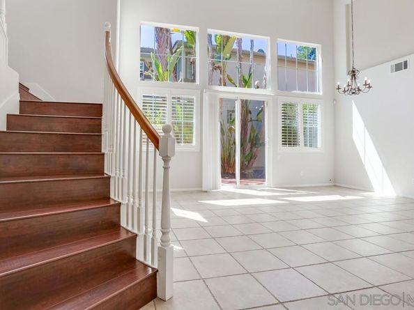 5423 Foxtail Loop, Carlsbad CA 92010