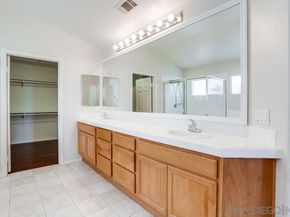 5423 Foxtail Loop, Carlsbad CA 92010