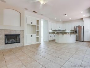 5423 Foxtail Loop, Carlsbad CA 92010