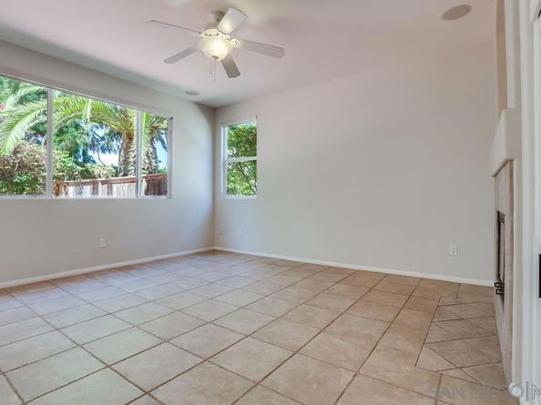 5423 Foxtail Loop, Carlsbad CA 92010