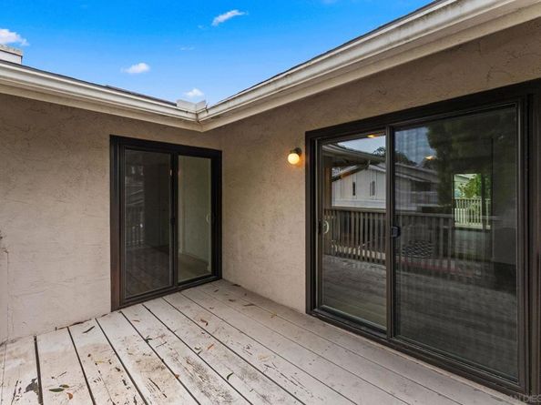 3941 Camino Lindo, San Diego CA 92122