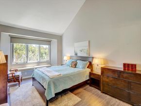 4018 Nobel Dr 301, San Diego CA 92122