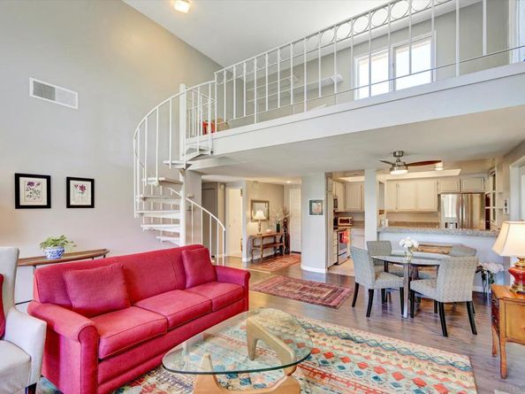 4018 Nobel Dr 301, San Diego CA 92122