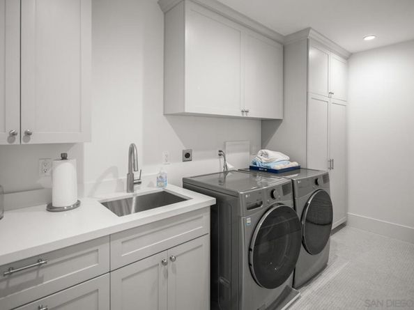 548 G Avenue, Coronado CA 92118