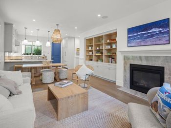 548 G Avenue