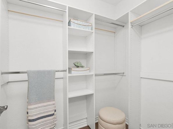 4165 Executive Dr F107, La Jolla CA 92037