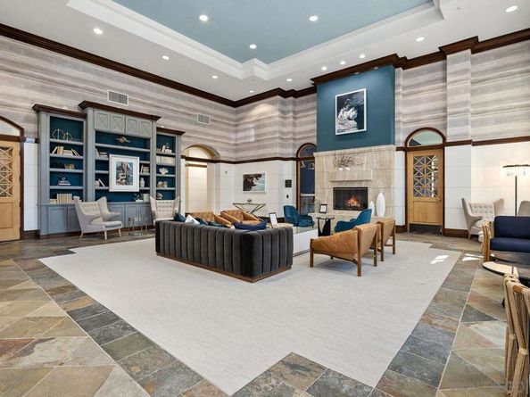 4165 Executive Dr F107, La Jolla CA 92037