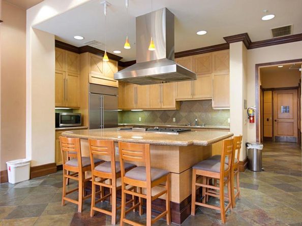 4165 Executive Dr F107, La Jolla CA 92037