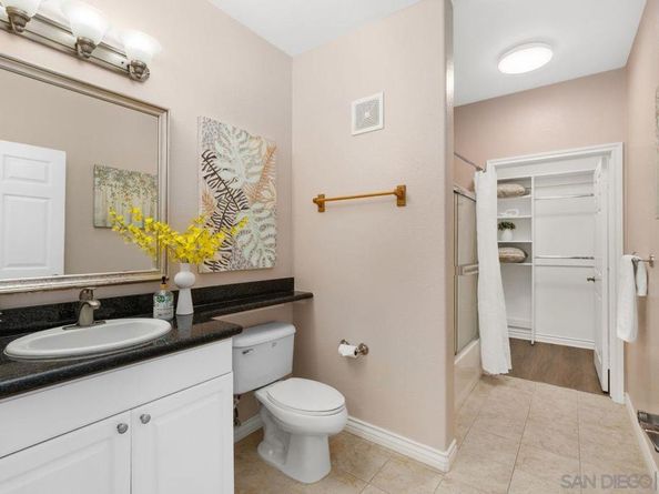 4165 Executive Dr F107, La Jolla CA 92037
