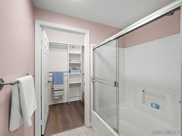 4165 Executive Dr F107, La Jolla CA 92037