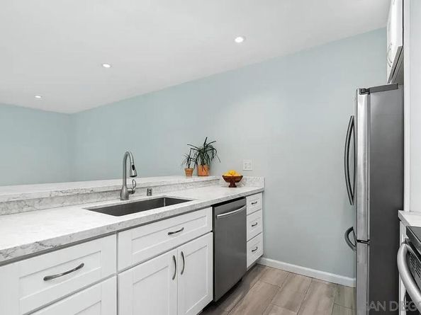 10669 San Diego Mission Rd 203, San Diego CA 92108