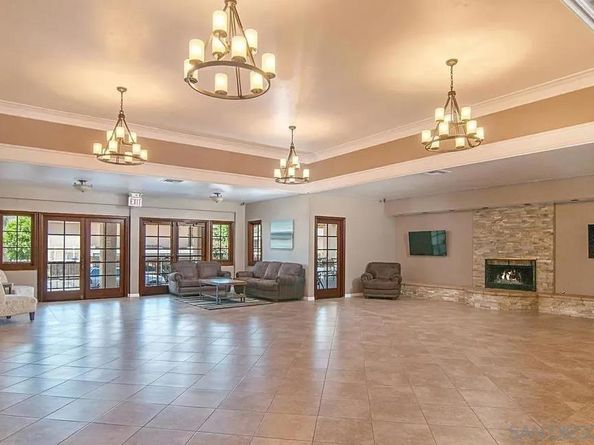10669 San Diego Mission Rd 203, San Diego CA 92108