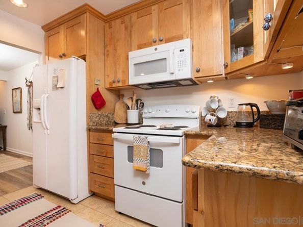 2412 Altisma Way D, Carlsbad CA 92009