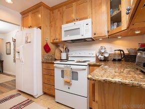 2412 Altisma Way D, Carlsbad CA 92009