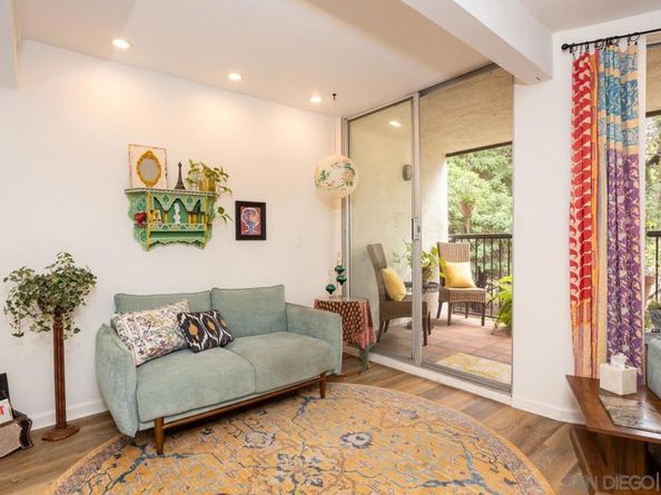 2412 Altisma Way D, Carlsbad CA 92009