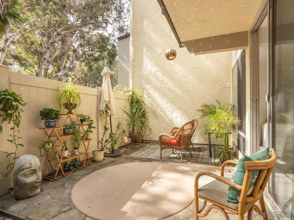 2412 Altisma Way D, Carlsbad CA 92009