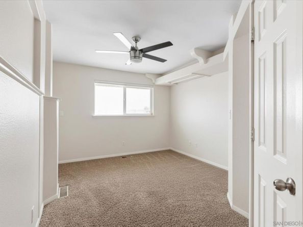 1060 E Washington Ave 5, Escondido CA 92025