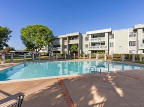 1060 E Washington Ave 5, Escondido CA 92025