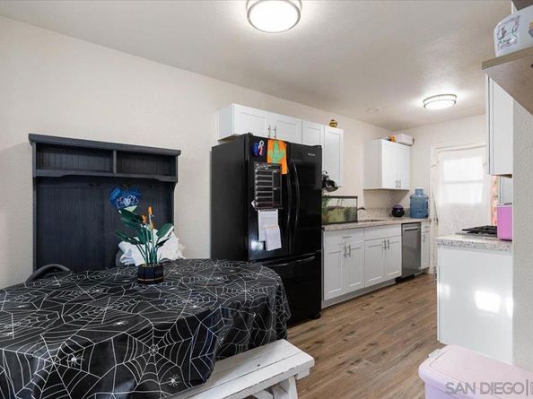 1060 E Washington Ave 5, Escondido CA 92025