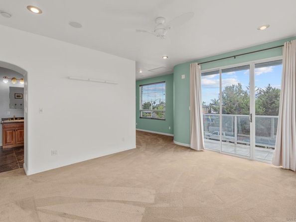 4975 Dawes St, San Diego CA 92109