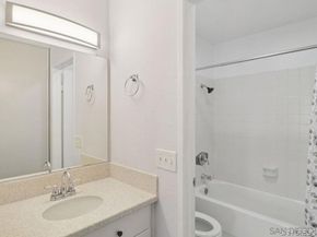 8485 Westmore RD APT 40, San Diego CA 92126