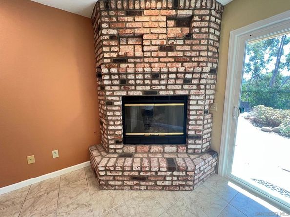 11787 La Colina Road, San Diego CA 92131