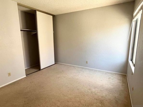 8365 Westmore Rd 20, San Diego CA 92126