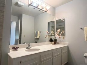 8365 Westmore Rd 20, San Diego CA 92126
