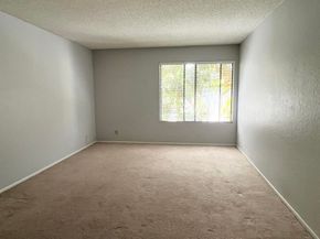 8365 Westmore Rd 20, San Diego CA 92126