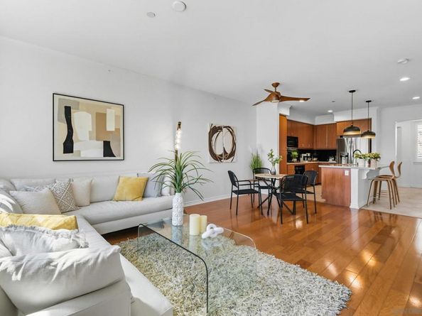 8355 Station Village Ln 4417, San Diego CA 92108