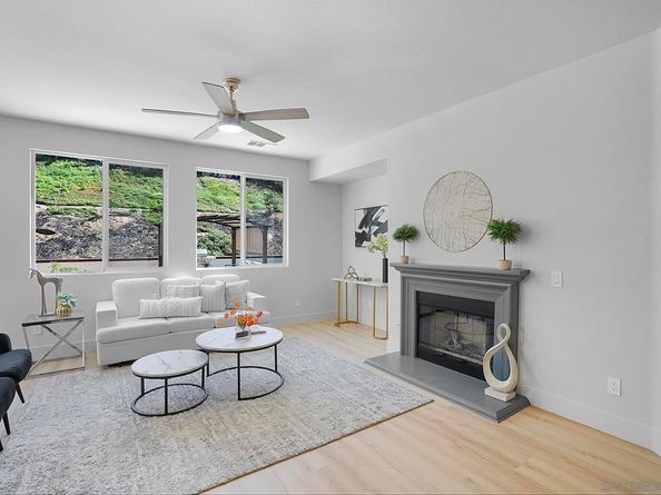 1120 Parkview Dr, Oceanside CA 92057