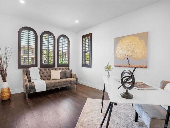 1120 Parkview Dr, Oceanside CA 92057