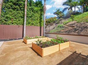 1120 Parkview Dr, Oceanside CA 92057
