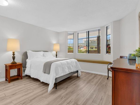 3130 Avenida de Portugal 101, San Diego CA 92106