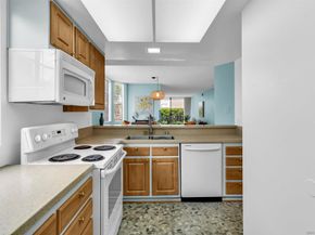 3130 Avenida de Portugal 101, San Diego CA 92106