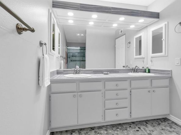 3130 Avenida de Portugal 101, San Diego CA 92106