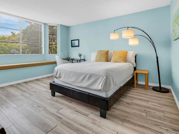 3130 Avenida de Portugal 101, San Diego CA 92106