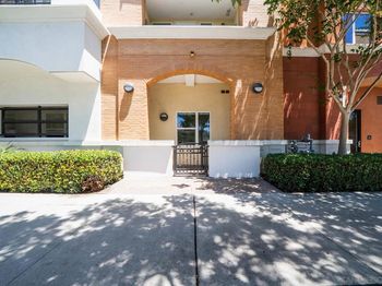 3687 4Th Ave