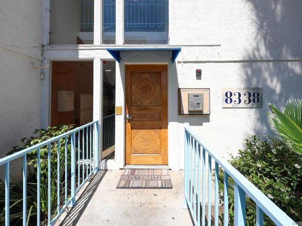 8338 Regents Rd. 1S, San Diego CA 92122
