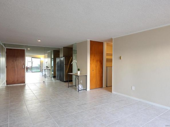 8338 Regents Rd. 1S, San Diego CA 92122