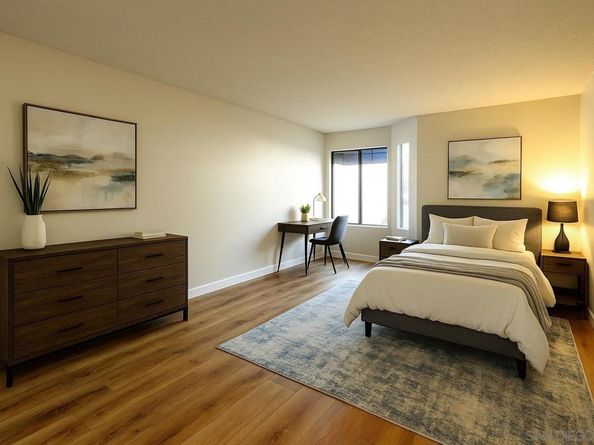 8338 Regents Rd. 1S, San Diego CA 92122