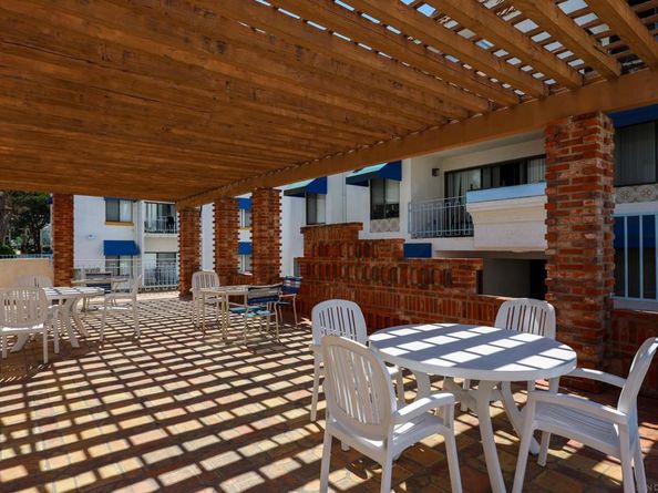 8338 Regents Rd. 1S, San Diego CA 92122