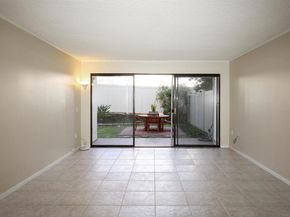 8338 Regents Rd. 1S, San Diego CA 92122