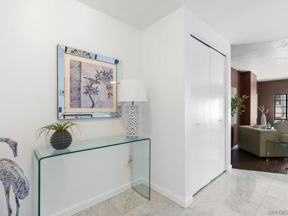 2630 Pirineos Way 4, Carlsbad CA 92009