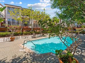 2630 Pirineos Way 4, Carlsbad CA 92009