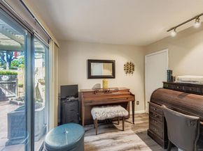 5059 La Cuenta Dr, San Diego CA 92124