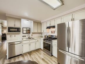 5059 La Cuenta Dr, San Diego CA 92124