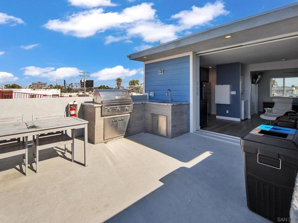 717 721 Island Ct, San Diego CA 92109