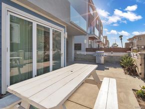 717 721 Island Ct, San Diego CA 92109