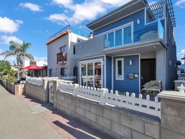 717 721 Island Ct, San Diego CA 92109